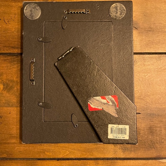 Silver Scrolled 4x6 Picture Frame - Picture 3 of 3